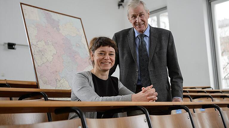 Alumni-Verein der Universität       -  Wollen das Netzwerk der Uni-Ehemaligen weiter ausbauen: Der Vorstandsvorsitzende des Alumni-Vereins Prof. Theodor Berchem und Geschäftsführerin Michaela Thiel.