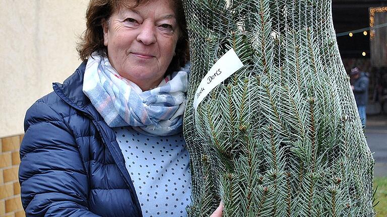 Bei Doris Beck aus Burglauer muss es nicht unbedingt eine Nordmanntanne sein, der schöne Wuchs ist entscheidend.