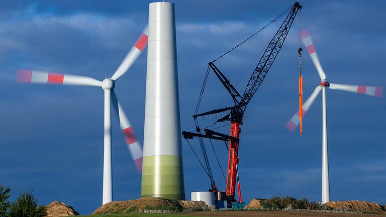 Der Ausbau der Windenergie in Bayern ist ins Stocken geraten. Im Landkreis Kitzingen entstand das letzte Windrad Anfang 2015.