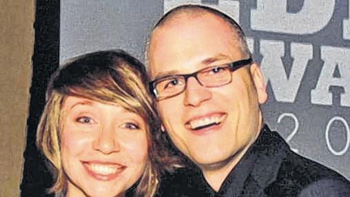 Teamarbeit: Carsten Kurpanek mit Ehefrau Courtney.