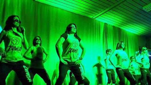 Da muss man mithalten können: Die Zumba-Gruppe.