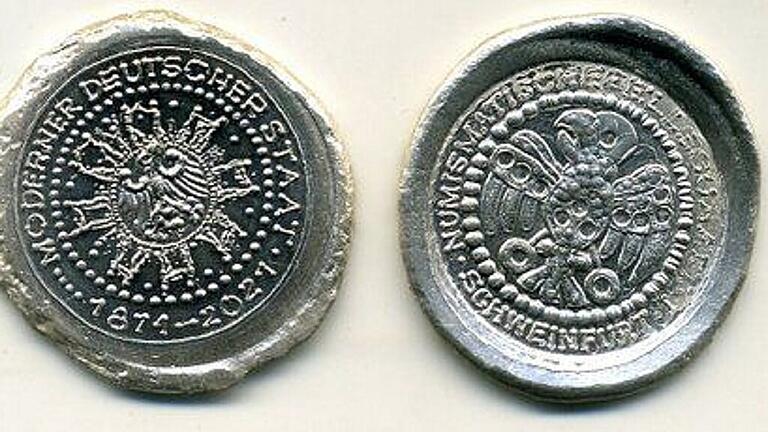 Professor Helmut Zobl schuf die neue Kunstmedaille für die Numismatische Gesellschaft Schweinfurt.