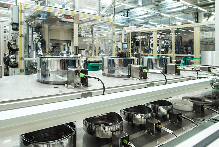 Bei ZF in Schweinfurt entstehen Komponenten für die Vorderachse für Elektrofahrzeuge. Bei ZF in Schweinfurt entstehen Komponenten für die Vorderachse für Elektrofahrzeuge.