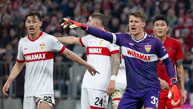 Alexander Nübel (2.v.r.)       -  Am Dienstag sind Alexander Nübel (2. v. r.) und der VfB Stuttgart bei Juventus Turin zu Gast.