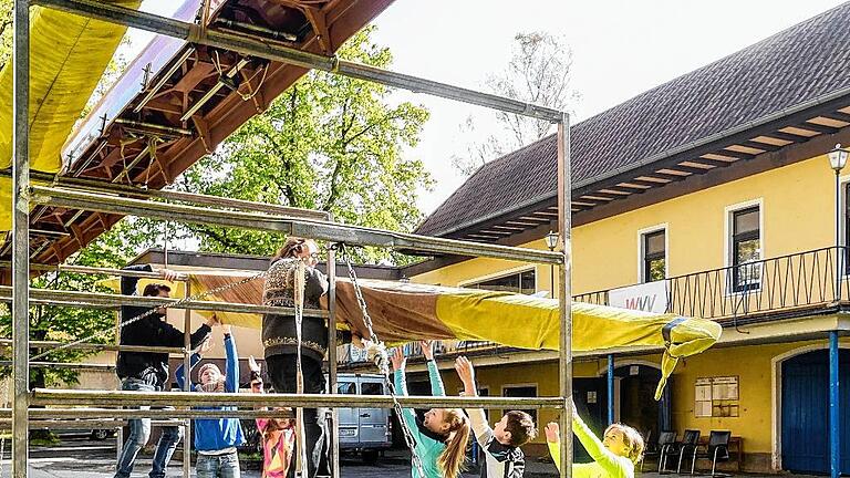 Aufbruch in eine neue Saison: Das &bdquo;Bootshaus Süd&ldquo; an der Mergentheimer Straße ist für den Rudersport nicht entbehrlich.