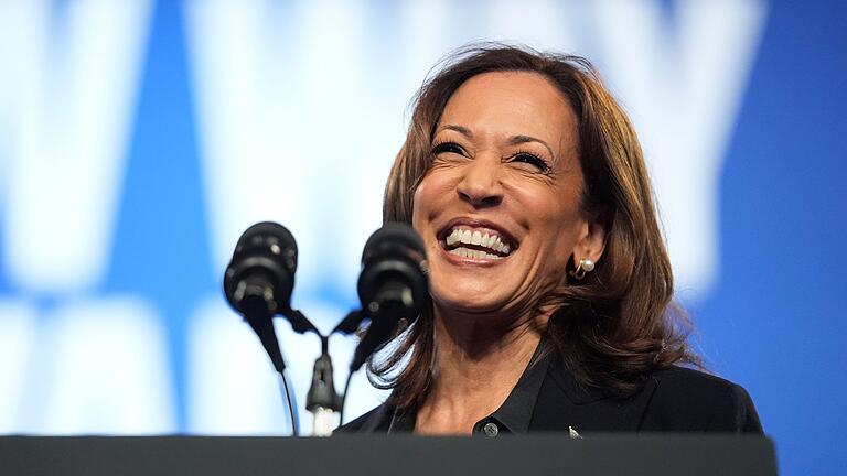 Wahlkampf in den USA - Kamala Harris       -  Anders als bei ihrem Chef Joe Biden listet der öffentliche Gesundheitscheck von Kamala Harris kaum gesundheitliche Beschwerden auf. (Archivbild)