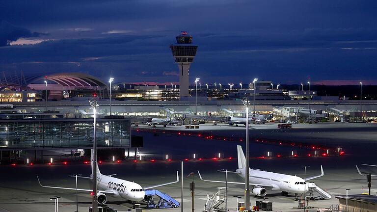 Flughafen München       -  Auch im Winter bleibt der Flugplan für Deutschland dünn.