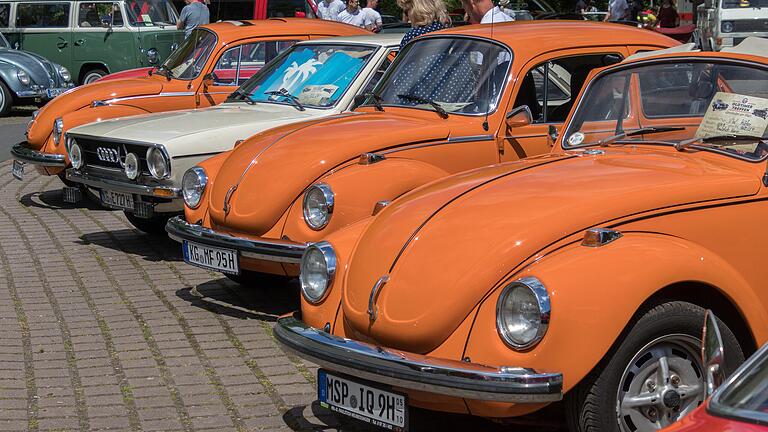 600 teilnehmende Fahrzeuge kamen zum ersten Oldtimertreffen nach Gemünden. 600 teilnehmende Fahrzeuge kamen zum ersten Oldtimertreffen nach Gemünden.