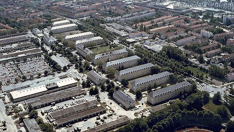 Der westliche Teil der Ledward Kaserne soll nach dem Abbruch der heute noch für Erstaufnahme von Flüchtlingen genutzten Häuser das Kerngebiet einer Landesgartenschau werden. Die SPD lehnt den Standort ab. Der westliche Teil der Ledward Kaserne soll nach dem Abbruch der heute noch für Erstaufnahme von Flüchtlingen genutzten Häuser das Kerngebiet einer Landesgartenschau werden. Die SPD lehnt den Standort ab.