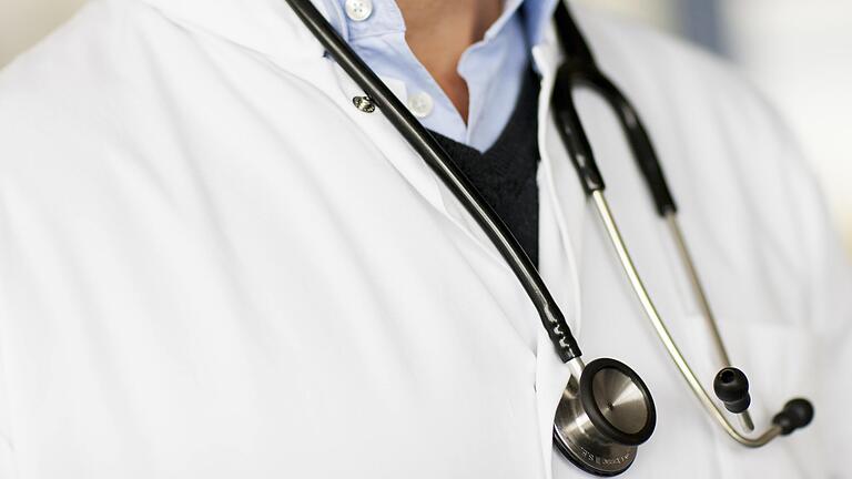 Dazu beizutragen, den Ärztemangel im Grabfeld zu beheben, sieht die Allianz fränkischer Grabfeldgau als eines ihrer dringendsten Themen in den nächsten Jahren an. Dazu beizutragen, den Ärztemangel im Grabfeld zu beheben, sieht die Allianz fränkischer Grabfeldgau als eines ihrer dringendsten Themen in den nächsten Jahren an. 