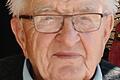 Josef Müller, Seniorchef von Landtechnik Müller in Holzhausen, ist gestorben.