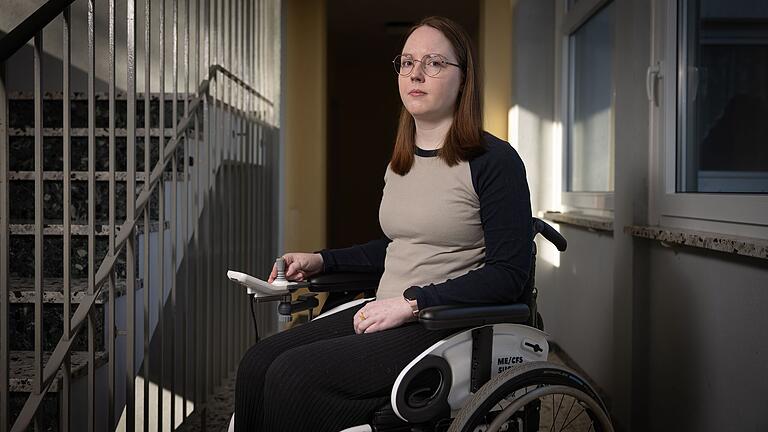 Klara Hemmann aus Würzburg erkrankte 2020 an Corona. Heute ist die 25-Jährige ein Pflegefall und kann nicht mehr arbeiten. Klara Hemmann aus Würzburg erkrankte 2020 an Corona. Heute ist die 25-Jährige ein Pflegefall und kann nicht mehr arbeiten. 