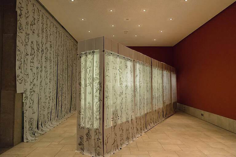 Eröffnung Ausstellung Albrecht Dürer, Dürer revisited im Museum Otto Schäfer, im Bild Rauminstallation 'Mensch und Maß' im Dialog mit Dürers Proportionslehre