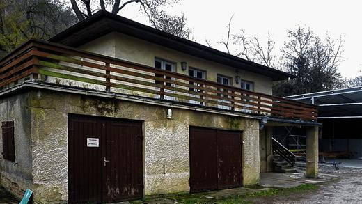 Über 60 Jahre alt: Die immer wiederkehrenden Mainhochwasser haben ihre Spuren hinterlassen.