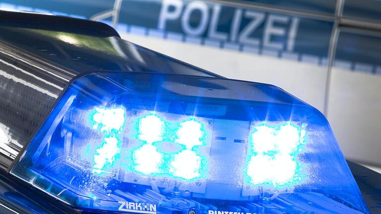 Symbolbild Blaulicht: Die Polizei kündigt Kontrollen an Weihnachten an.&nbsp; &nbsp;&nbsp;