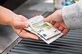 Supermarktkasse       -  Höhere Verbraucherpreise zehren an der Kaufkraft.