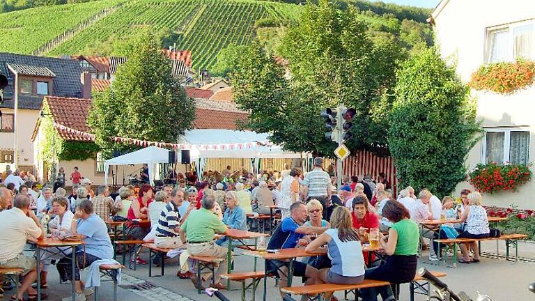 Mit einem großen Dorffest feiern die Ramsthaler am Wochenende 2. und 3. Juli ihr Dorfjubiläum. - Mit einem großen Dorffest feiern die Ramsthaler am Wochenende 2. und 3. Juli ihr Dorfjubiläum. Mit einem großen Dorffest feiern die Ramsthaler am Wochenende 2. und 3. Juli ihr Dorfjubiläum. - Mit einem großen Dorffest feiern die Ramsthaler am Wochenende 2. und 3. Juli ihr Dorfjubiläum.