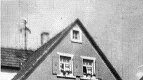 Der Beginn: Vor 90 Jahren startete die Schreinerei im Unterland, bevor sie über das Oberland zum Kalkofen ausgebaut wurde.