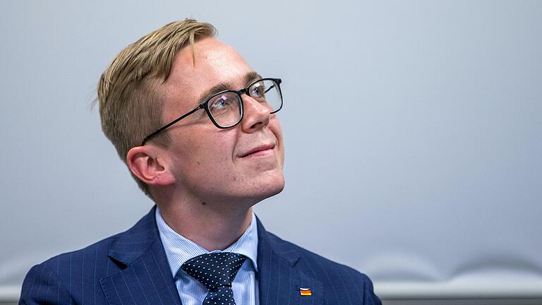 Philipp Amthor sitzt seit 2017 für die CDU im Bundestag und hat in seinem Wahlkreis in Vorpommern die AfD seinerzeit deutlich hinter sich gelassen.