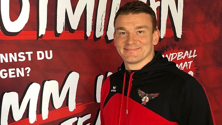 Adrian Wöhler (im Bild) wechselt zur kommenden Saison zum HSC Bad Neustadt, für den er dann in der Bayernliga Handball spielen wird. Adrian Wöhler (im Bild) wechselt zur kommenden Saison zum HSC Bad Neustadt, für den er dann in der Bayernliga Handball spielen wird.