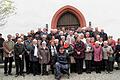 Nach dem Dankgottesdienst in der St. Eucherius- Pfarrkirche in Sommerach stellten sich die Senioren, Führungskräfte und Ehrengäste anlässlich des 40-jährigen Bestehens des Seniorenkreises Auslese einem Erinnerungsfoto.