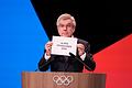 Paris 2024 - IOC-Session       -  IOC-Präsident Thomas Bach verkündet die Vergabe der Winterspiele 2030 an Frankreich.