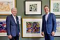 Der Würzburger Kunstsammler Hermann Gerlinger (links) nimmt Abschied von ersten Teilen seiner außergewöhnlichen 'Brücke'-Sammlung: Das Bild mit dem Münchner Auktionator Robert Ketterer ist wenige Tage vor der Auktion entstanden.