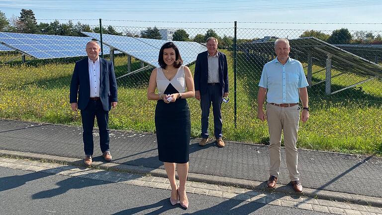 Dorothee Bär wurde erneut zur Vorsitzenden des CSU-Bundeswahlkreis 248 gewählt: (Von links) Bad Kissingens Landrat Thomas Bold, Staatsministerin Dorothee Bär, Schatzmeister Benno Metz und Bundeswahlkreisgeschäftsführer Detlef Heim.