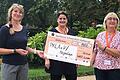Von links: Sabine Bobenhausen vom Verein Pala,  Heike Paul-Scheuring und Michaela Selig vom Welt-Laden Haßfurt.