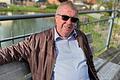 Der Dorfweiher in Hausen ist sein ganzer Stolz: Bürgermeister Friedolin Link feiert an diesem Sonntag seinen 75. Geburtstag.