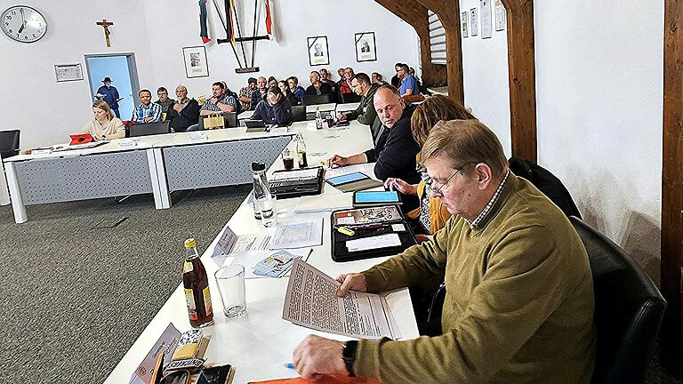 Großes Interesse von Bürgern gab es an der Gemeinderatssitzung am Dienstagabend im Rathaus von Maroldsweisach. Großes Interesse von Bürgern gab es an der Gemeinderatssitzung am Dienstagabend im Rathaus von Maroldsweisach.