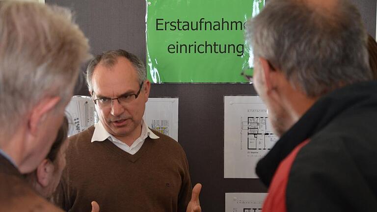 Infoveranstaltung zum Ehrenamt in der ErstaufnahmeeinrichtungCaritas Diakonie Ehrenamtlich Asyl Asylsozialberatung