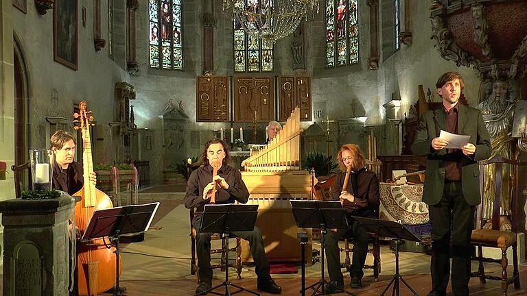 In der glanzvollen Kulisse des Chors der Marienkirche spielte die „Capella Antiqua Bambergensis“ am Sonntag im Rahmen der Konzertreihe „Klang Kontakte – Musik in Königsberger Kirchen“. In der glanzvollen Kulisse des Chors der Marienkirche spielte die „Capella Antiqua Bambergensis“ am Sonntag im Rahmen der Konzertreihe „Klang Kontakte – Musik in Königsberger Kirchen“.