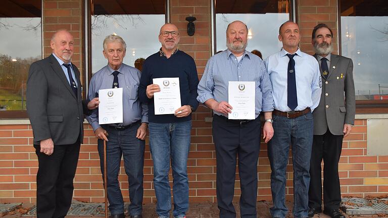 Auf dem Foto von links: Alois Reichert, Gerold Haag, Heinz Mauer, Waldemar Hermanovski, Volker Zinßler, Günter Neundorf. Auf dem Foto von links: Alois Reichert, Gerold Haag, Heinz Mauer, Waldemar Hermanovski, Volker Zinßler, Günter Neundorf.