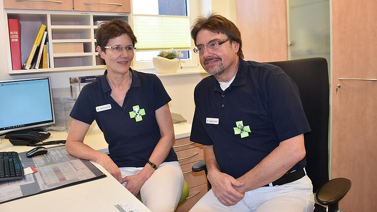 Dr. Jürgen Schott und seine Frau Dr. Astrid Schott, hier auf einer Aufnahme von 2019, betreiben das Hausarzt-Zentrum mit Niederlassungen an demnächst fünf Standorten im Landkreis Schweinfurt.