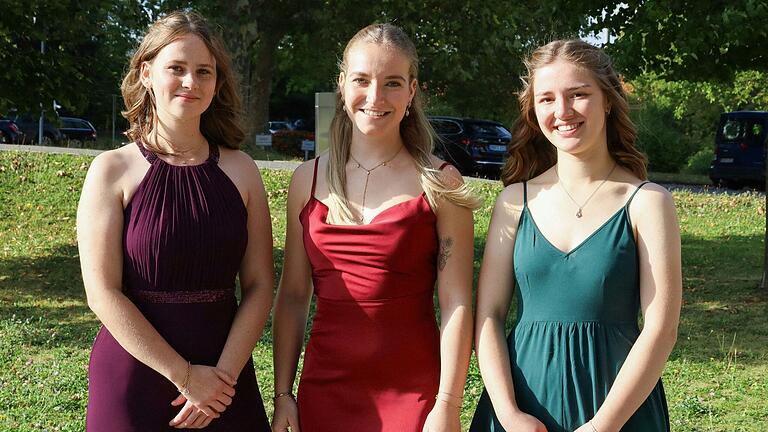 Examen mit Auszeichnung (von links): Miriam Herrmann, Louisa Schäffner und Selina Gundling schlossen die Ausbildung mit der Note sehr gut ab.