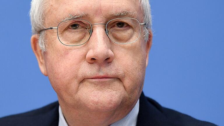 Forsa-Chef: CSU hat Bindekraft auf kommunaler Ebene verloren       -  Laut Forsa-Chef Manfred Güllner will die Masse mit der AfD nichts zu tun haben.