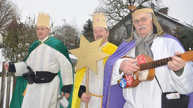 Als Sternsinger unterwegs in Löffelsterz (von links): Ralph Sajons, Edgar Beck und Rudolph Karg.
