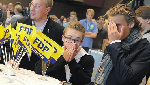Raus aus dem Landtag: Es war ein Abend des Schreckens bei der Sachsen-FDP, die Partei blieb klar unter 5 Prozent.