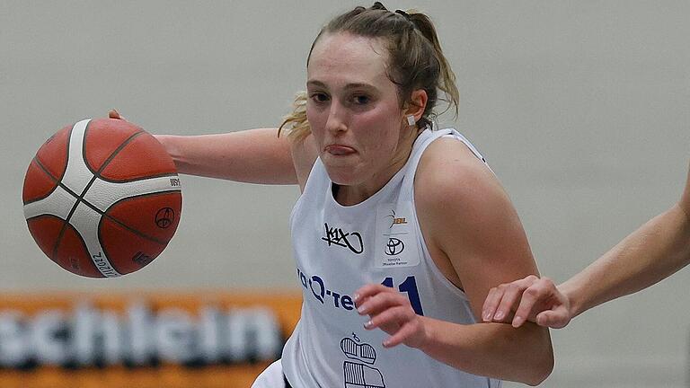 Jessica Hanson von der TG Qool Sharks Würzburg war die erfolgreichste Werferin im Nachholspiel bei Don Bosco Bamberg. Die Sharks gewannen ihr Auswärtsspiel in der Verlängerung und haben dadurch offenbar auch ihren Play-off-Platz bereits gesichert. Jessica Hanson von der TG Qool Sharks Würzburg war die erfolgreichste Werferin im Nachholspiel bei Don Bosco Bamberg. Die Sharks gewannen ihr Auswärtsspiel in der Verlängerung und haben dadurch offenbar auch ihren Play-off-Platz bereits gesichert.