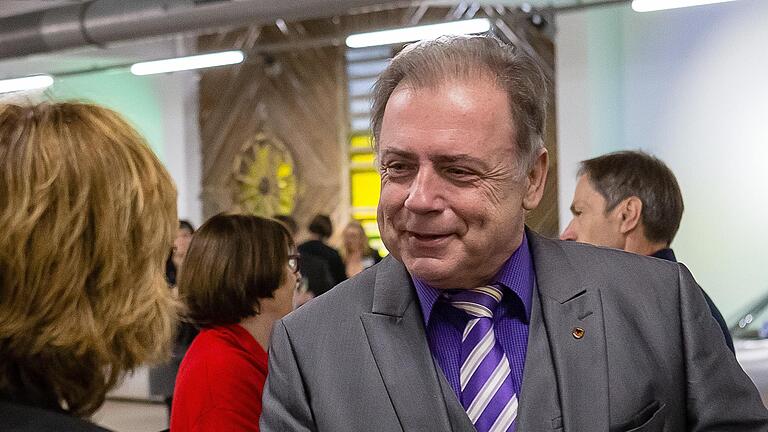 Am 18. April feiert Altlandrat Harald Leitherer seinen 70. Geburtstag. Seine Auftritte in der Öffentlichkeit sind seltener geworden – und damit auch die offiziellen Bilder. Dieses entstand beim Neujahrsempfang der CSU im Jahr 2016. Am 18. April feiert Altlandrat Harald Leitherer seinen 70. Geburtstag. Seine Auftritte in der Öffentlichkeit sind seltener geworden – und damit auch die offiziellen Bilder. Dieses entstand beim Neujahrsempfang der CSU im Jahr 2016.