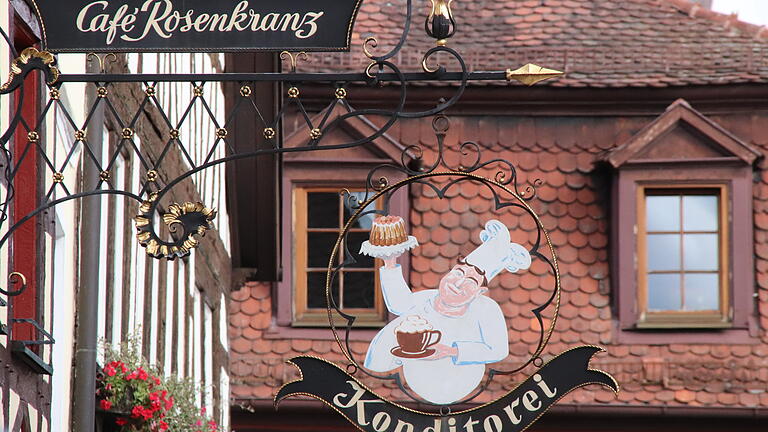 Was der Ausleger verspricht, wird offenbar auch künftig eingelöst: Der Konditor gehört dazu. Was der Ausleger verspricht, wird offenbar auch künftig eingelöst: Der Konditor gehört dazu.