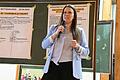 Die stellvertretende Bürgermeisterin Annika Sinner stellte die Ergebnisse der Arbeitsgruppe 'Tourismus und Freizeit' der Versammlung vor.