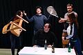 In dem Stück 'Extrawurst' spielen (von links) Kristin Wiedenmann, Jörg Hilsdorf, Stefan Jäger, Niels Hönerlage und Diala Dathe.       -  In dem Stück 'Extrawurst' spielen (von links) Kristin Wiedenmann, Jörg Hilsdorf, Stefan Jäger, Niels Hönerlage und Diala Dathe.