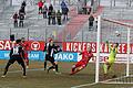 Fussball, 3. Liga, FC Würzburger Kickers - VfR Aalen       -  Der Kapitän rettet einen Punkt: Sebastian Neumann (rotes Trikot) besorgte mit diesem Treffer den 2:2-Endstand.