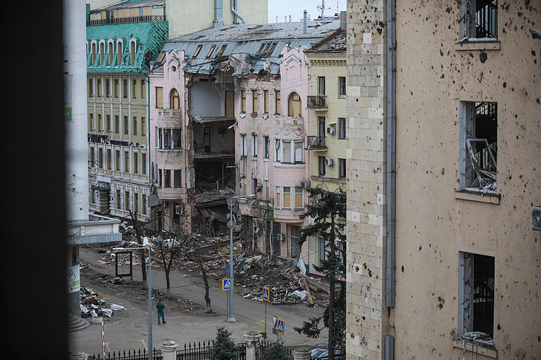 Charkiw, die Heimatstadt der Familie Adamenko, bietet in vielen Bereichen nach den russischen Angriffen ein Bild der Zerstörung.