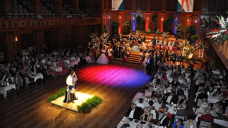 Rakoczy 2024: Festball mit Einzug von Ludwig II       -  Rakoczy 2024: Festball mit Einzug von Ludwig II.