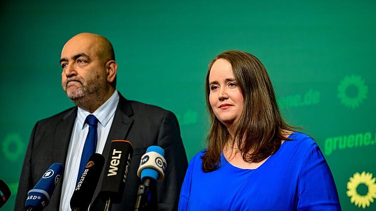 Rückzugsankündigung der Grünen-Parteivorsitzenden       -  Die Trauer nach der Rücktrittsankündigung kam für die Co-Vorsitzende der Grünen, Ricarda Lang, mit Verzögerung. (Archivfoto)