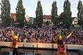 Das war letztes Jahr, beim 30. Sander Altmain-Weinfest. Über das Wochenende verteilt feierten da gut und gerne 50 000 Besucher ausgelassen. Beim Kinosommer, der in diesem Jahr als Alternative stattfindet, dürfen es an drei Abenden zusammengenommen maximal 600 Gäste sein.