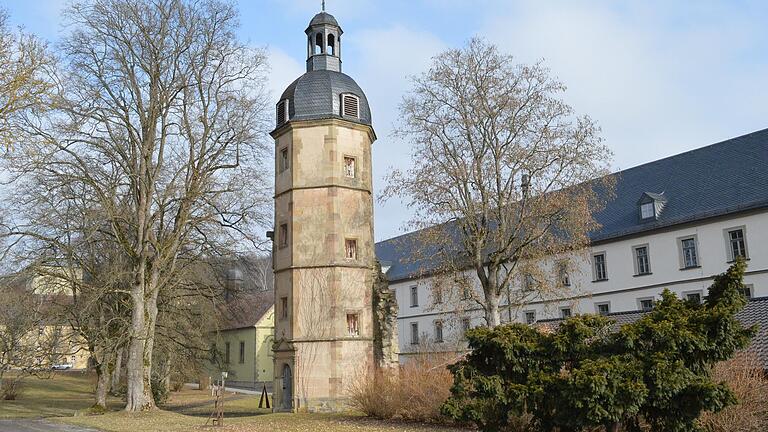 Blick aufs ehemalige Konventgebäude innerhalb der Klosteranlage Maria Bildhausen Blick aufs ehemalige Konventgebäude innerhalb der Klosteranlage Maria Bildhausen
